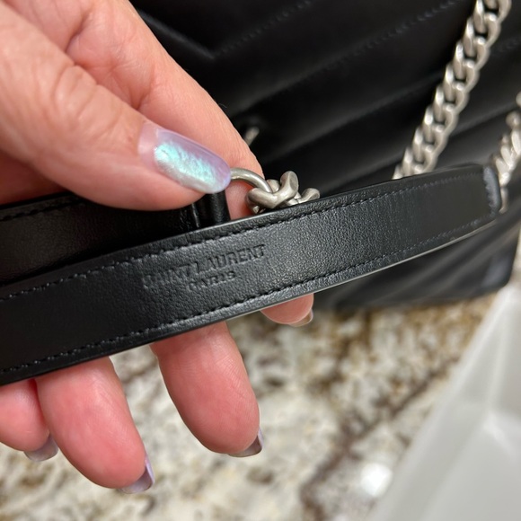 Yves Saint Laurent Black Quilted Lou Large Leather Chain And Leather StrappedBag - Picture 3 of 16